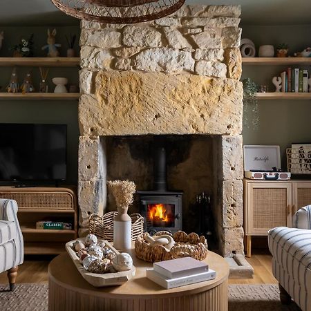 Broadway Scandi Chic Authentic Cottage Exterior foto