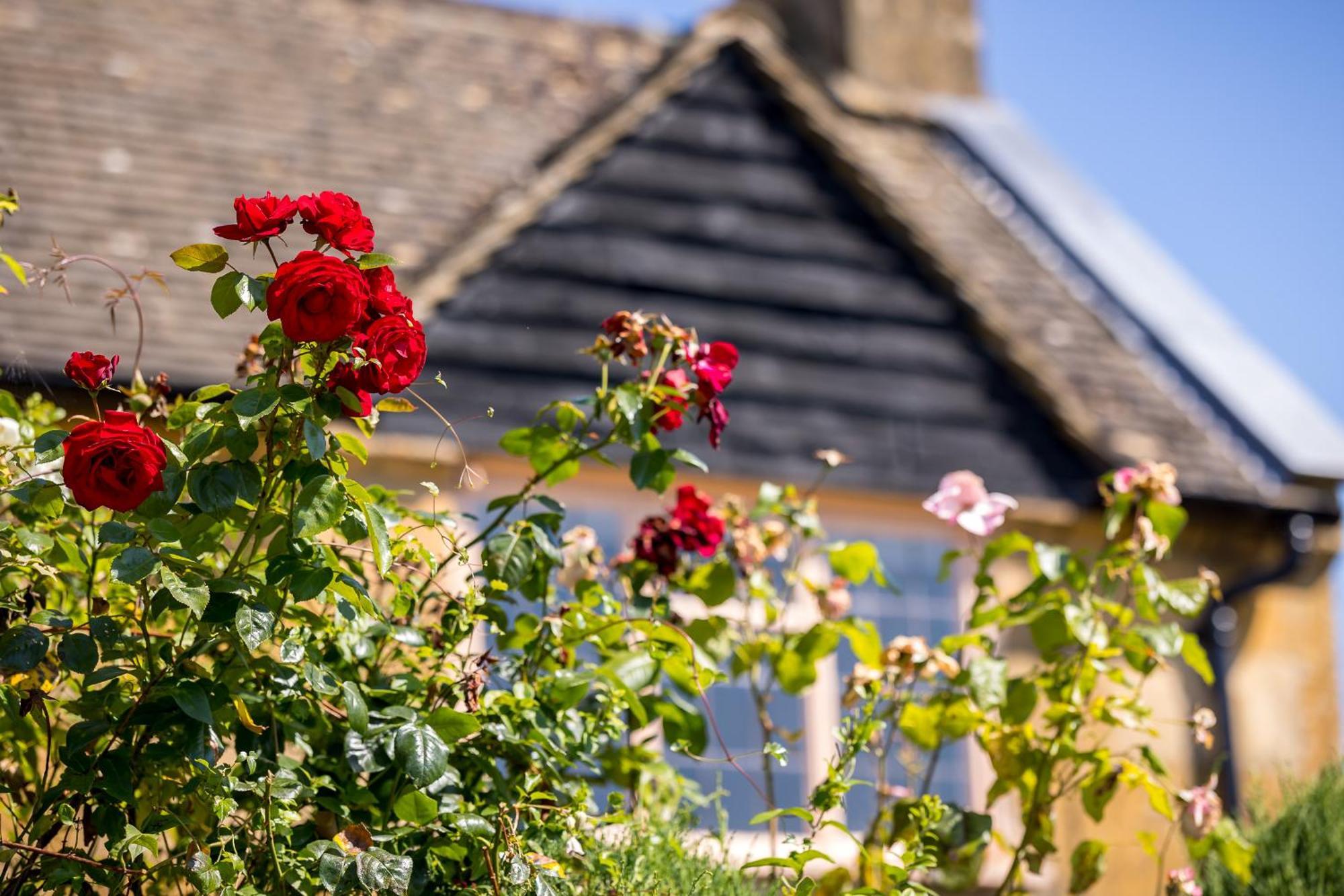 Broadway Scandi Chic Authentic Cottage Exterior foto